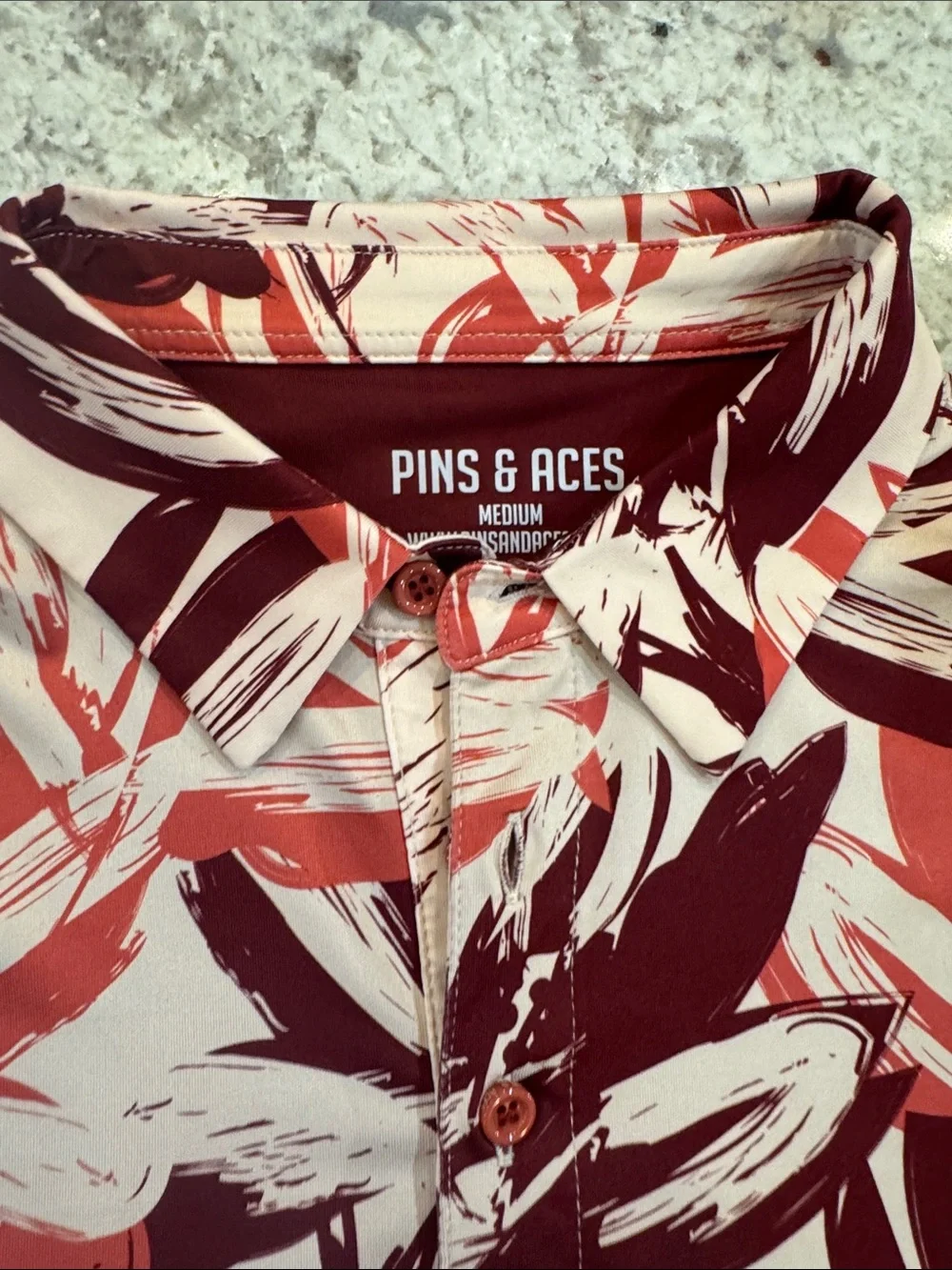 Pins & Aces Men's Coral and Cream Leaf-Print Polo
